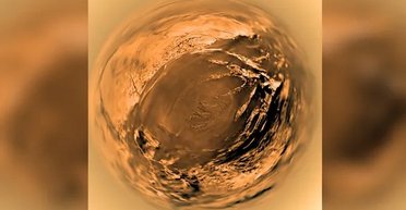 "Око" Титана: 20 років тому вперше зонд приземлився на супутник Сатурна і зробив знімки (фото)