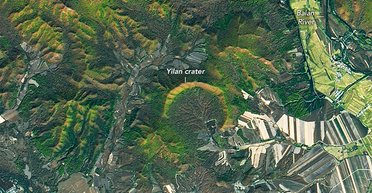 В форме полумесяца. На Земле нашли самый большой кратер за последние 100 тысяч лет