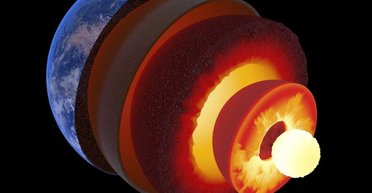 Ученые обнаружили, что средний слой Земли напоминает арахис в карамели