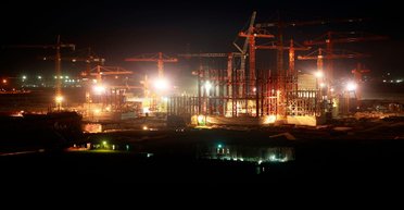 В России прогремели мощные взрывы в городе, где расположена Курская АЭС, — соцсети (видео)