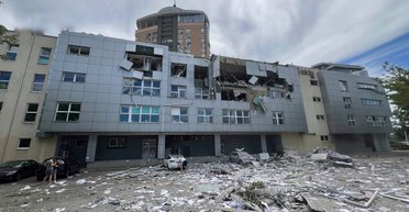 ВС РФ после "Охматдета" атаковали медицинский центр в Киеве: есть погибшие (фото)