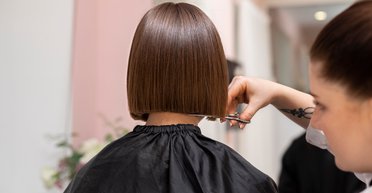 Календар краси на грудень 2024 року: коли робити процедури