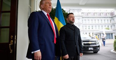 "Ми поспішаємо закінчити війну": Зеленський в інтерв'ю The Atlantic розповів про шанс Трампа стати миротворцем