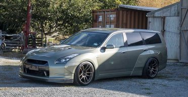 Семейный спорткар: культовый Nissan GT-R скрестили с универсалом (фото, видео)