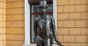 "Обнуляет наш город": мэр Одессы Труханов высказался категорически против переименований