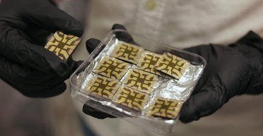 Заменит панели из Китая: создан стабильный солнечный элемент без кремния (видео)