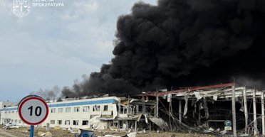 Виробляли кавомашини: що відомо про ракетний удар в Мукачеві по американському заводу (фото, відео)
