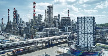 После атаки украинских дронов Московский НПЗ прекратил переработку нефти, — Reuters