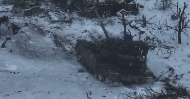 Міць гармати Bushmaster: експерти розкрили подробиці бою української Bradley з танком Т-90М