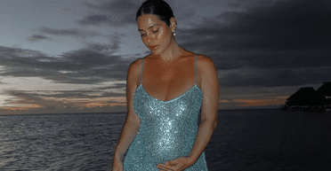 Беременная сделала фото в океане, а потом произошло нечто непостижимое