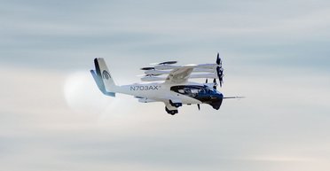 "Летающие автомобили" начнут полеты в США уже летом 2026 года (фото)