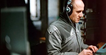 Телефон прослушивают: эксперт объяснил, как узнать, что за вами следят