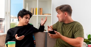 Ученик нагло общался с преподавателем и старшими: впоследствии его настигла карма (видео)