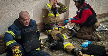 В Николаеве взорвалось неизвестное устройство: пострадали пятеро спасателей (фото)