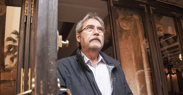 Я хочу роман, который избавлял бы от яда и злости, – каталонский писатель Жауме Кабре