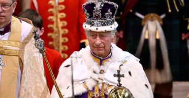 Пішов проти правил: де навчався британський король Чарльз ІІІ