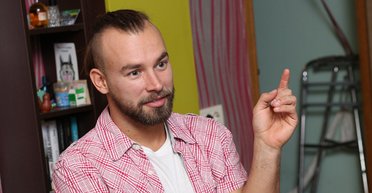 Встать как все. Как волонтер Дмитрий Щебетюк учит уважать человеческое достоинство