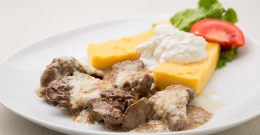 Почему нельзя ужинать после 21:00: проблема даже не в лишних килограммах