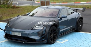 Самый экстремальный в мире: 1000-сильный электрокар Porsche засветился до премьеры (фото)