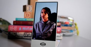 Любое фото и видео станет 3D: создан первый в мире карманный голографический дисплей