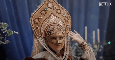 "Що за гидкий кокошник?": українці розкритикували новий сезон "Бріджертонів" (відео)