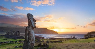 Каменные статуи на острове Пасхи действительно "ходили": ученые подтвердили гипотезу
