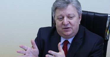 Бег по кругу. Какого курса валют ждать украинцам, - Роман Шпек