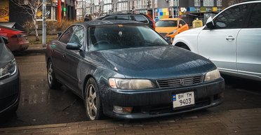 Люкс из 90-х: в Киеве засветился культовый спортивный седан Toyota (фото)