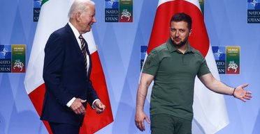 Байден скрыл от общественности стратегию помощи Украине и не выполняет обещания Киеву, — WSJ