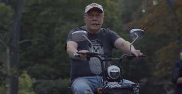 Скандал в Одесі: професор університету написав зневажливий пост у день похорон коміка Комарова