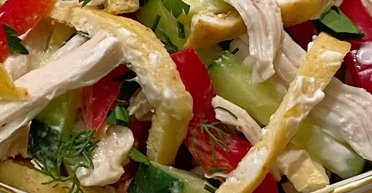 Салат "Рекордсмен": рецепт страви, яка з'їдається миттєво