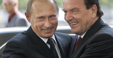 Путинский немец. Почему Шредер не хочет жить на одну зарплату