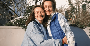 Олена Мозгова висловилась про одностатеве весілля старшої доньки Зої (фото)