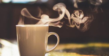 Зробити перерву зі щоденною чашкою кави: вчені пояснили, чи є в цьому сенс