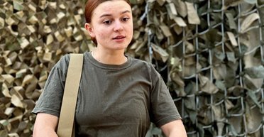 "Родители сказали "нет": 23-летняя танкистка и заместитель комроты рассказала о службе в ВСУ (видео)