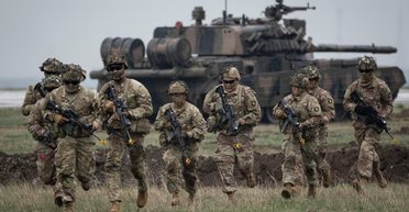 "Не стоит спешить с миром": одна из европейских стран отказалась отправлять миротворцев в Украину