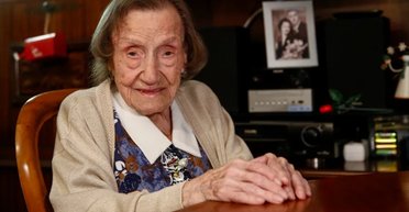 "Рецепт довголіття": 111-річна жінка поділилася своїм секретом (фото)