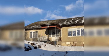 Украинка после 6 лет эмиграции купила дом в селе с печным отоплением (фото)