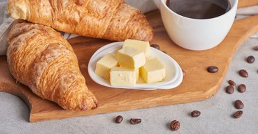 Как выбрать качественное сливочное масло: 5 советов от нутрициолога