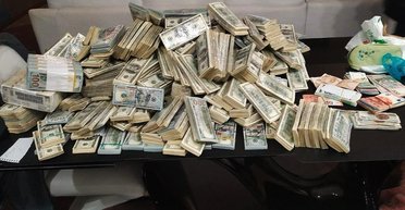 $5 млн, гранатомети і детонатори: у Дніпрі продавали зброю "на будь-який смак" (фото)