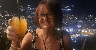 Думала, що пише рок-зірці: пенсіонерка віддала незнайомцю 140 тисяч фунтів стерлінгів