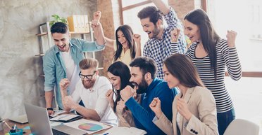 Доходы превышают расходы: сколько платят разработчикам игр в Украине (инфографика)