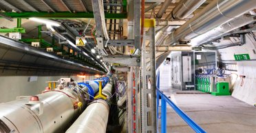 Фізики вперше виявили невловиму частинку на Великому адронному колайдері: чому це важливо