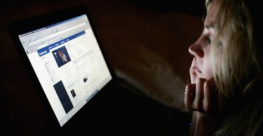 Говорят о втором пришествии Христа: агенты РФ через ИИ-картинки в сети вербуют украинцев, — Соколова