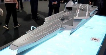 Капітан не потрібен: безпілотний корабель майбутнього сам запустить повітряні та морські дрони (фото)