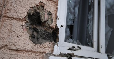 Вибухи в Києві, пуск "Кинджалів" і успіхи ППО: всі подробиці масованого обстрілу України