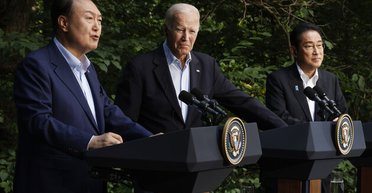 Проти осі зла: Південна Корея, США та Японія створили гарячу лінію безпеки