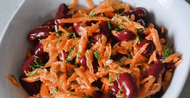 Салат із квасолею та морквою по-корейськи: страва за 15 хвилин