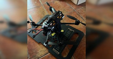 Почти диверсия: Минобороны снова закупило FPV-дроны "Феникс", опасные для бойцов, — волонтер (фото)