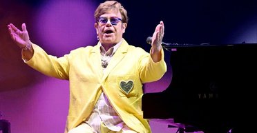 Майже осліплий Елтон Джон розповів, як ідеально відсвяткувати Різдво